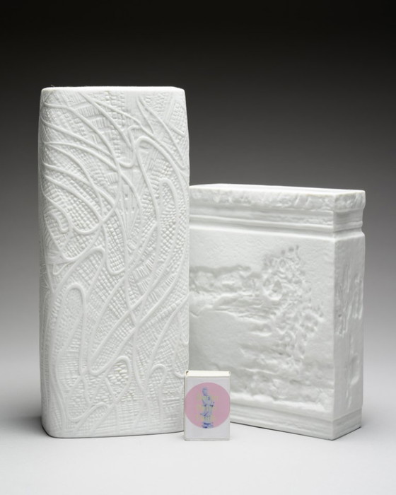 Image 1 of Martin Freyer Rosenthal Biskuitporzellan Reliefvase Duo OP ART Reliefdesign