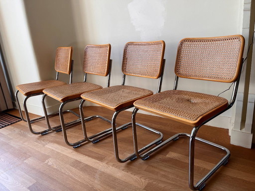 4x Silla Thonet Marcel Breuer S32 Cesca con protectores de suelo