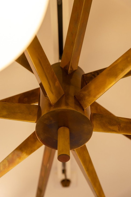 Image 1 of Angelo Lelli. Lampadario in ottone e opalino. Contemporaneo.