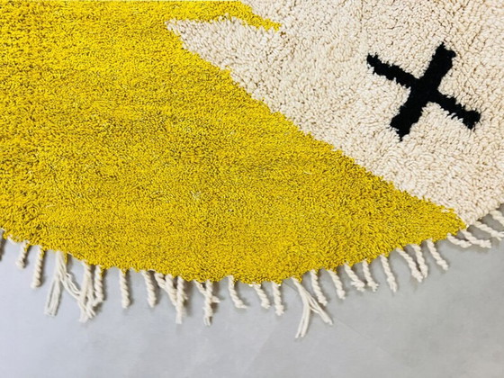Image 1 of Round Beni ourain rug, Authentic Moroccan rug, Yellow and White Rug, Genuine Wool rug, Handmade rug 200cm