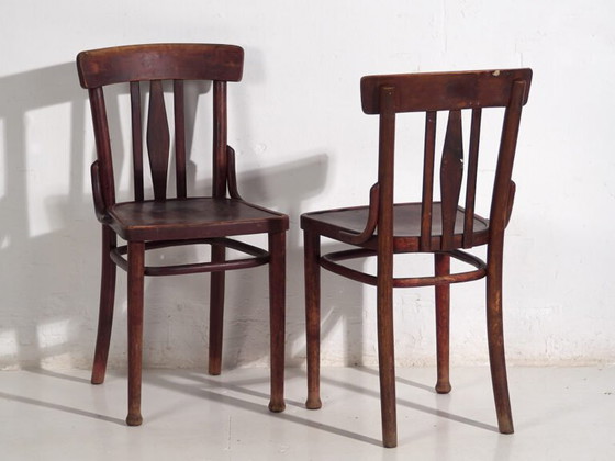 Antique Thonet chairs (c.1920). Set of 2 pieces #1 – Dining chairs (photo 13 of 40)
