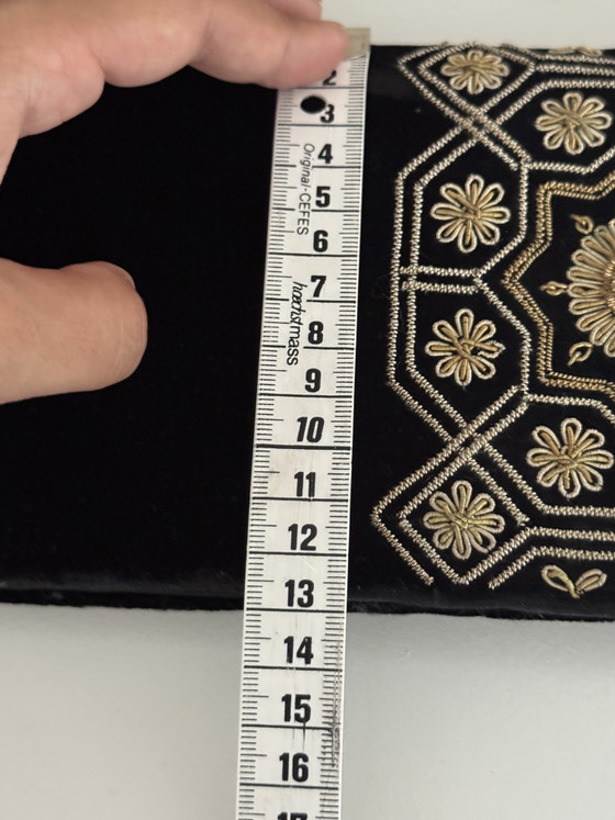 Image 1 of Geborduurde fluwelen tas met steentjes en gouden draden, clutch, vintage