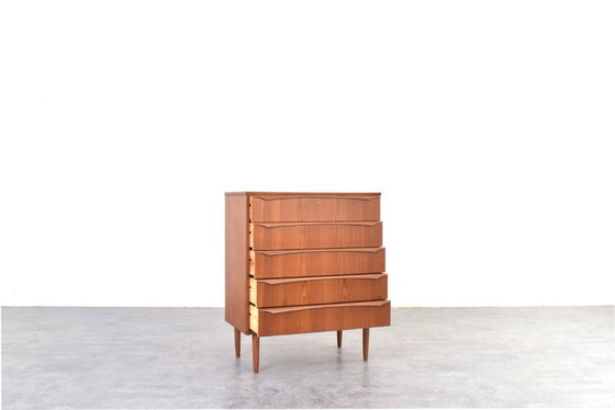 Image 1 of Deense teakhouten ladekast uit het midden van de 20e eeuw, jaren 60.