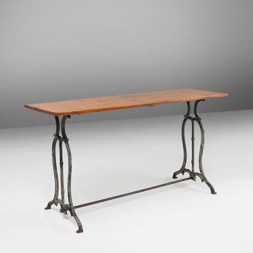 Franse antieke bistrotafel met metalen onderstel en eikenhouten blad, jaren 1890