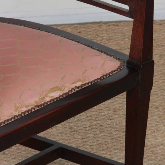 Image 1 of Engelse fauteuil van J.S. Henry, Arts and Crafts-stijl, eind 19e eeuw.