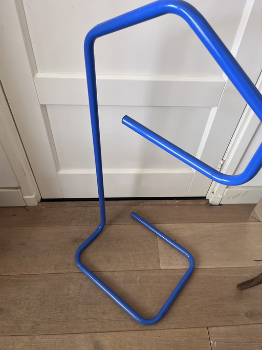 Perchero Niels Gammelgaard Grund azul