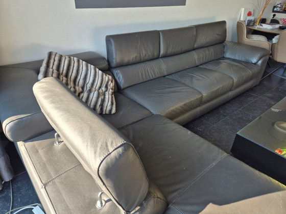 Image 1 of Sofá de cuero gris