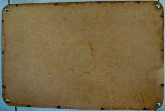 Image 1 of Vassoio vintage con l'immagine della silhouette di una carrozza trainata da cavalli.