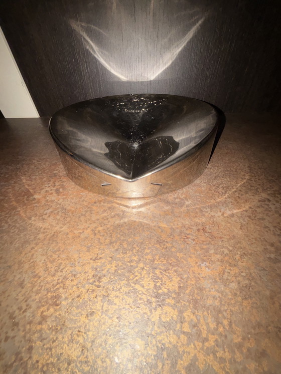 Image 1 of Moët & Chandon Erdbeerschale/Zigarrenaschenbecher