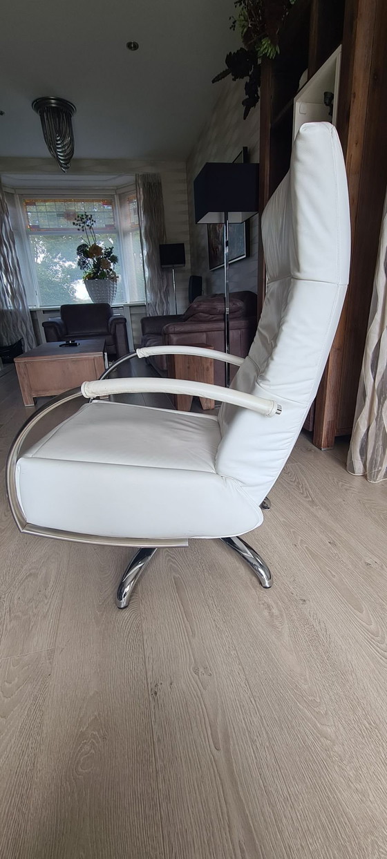 Draai stoel wit leer edelstaal van het merk Prominent, Draaistoelen, Roestvrij staal, Zilver (foto 2 van 7)