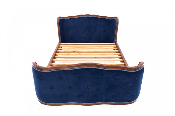 Image 1 of Lit ancien, France, vers 1900.