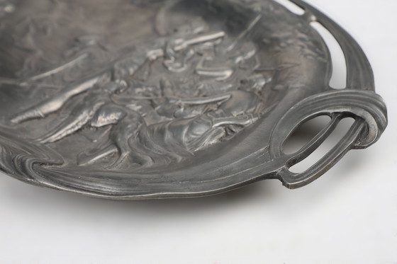 Image 1 of Piatto decorativo in stile Art Nouveau francese in latta, 1910