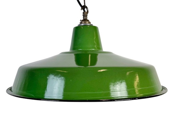 Image 1 of Lampada a sospensione in smalto verde industriale, anni '60