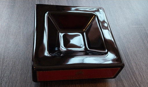 Special luxury Dunhill design ashtray large stylish 18 x 18 cm By appointment to her majesty the Queen