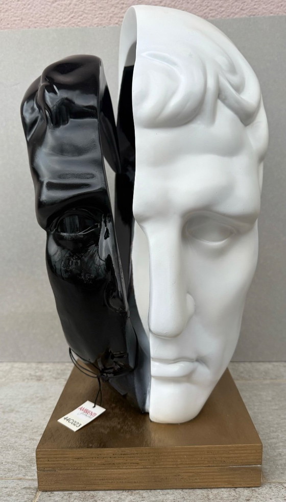 Image 1 of Modern Head Bust Statue Glamorous Environments Head Sculpture Man White