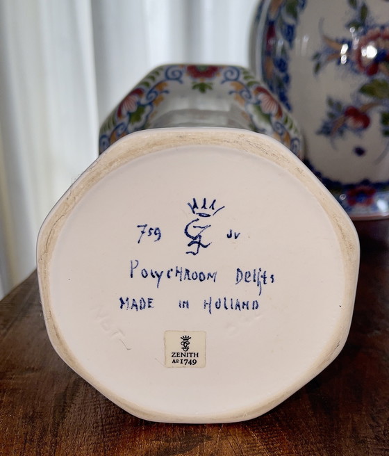 Image 1 of Wunderschönes Set polychromer Delfter Vasen