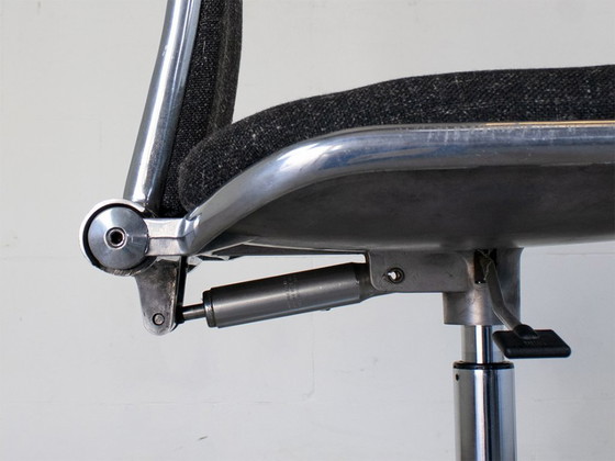 Image 1 of Hille Supporto Bureaustoel Design Fred Scott