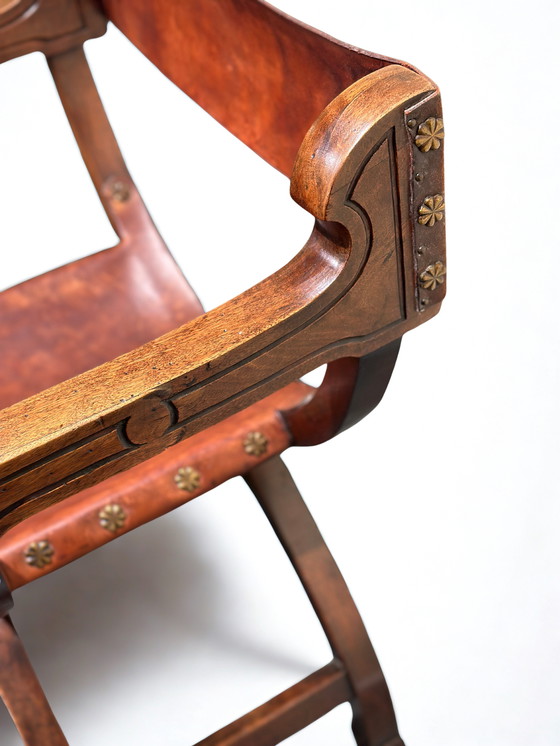 Image 1 of Antica sedia da trono francese Savonarola