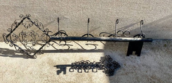 Image 1 of Schlüsselförmiger Schlüsselhalter und Garderobenständer aus Schmiedeeisen