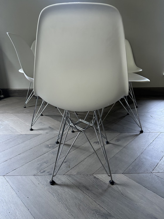 Image 1 of 6x Vitra Eames Dsr Stoelen