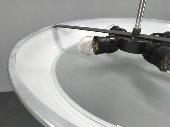 Image 1 of Lámpara de araña Bauhaus con forma de ovni, de Drupol, colgante de cristal cromado, década de 1940.