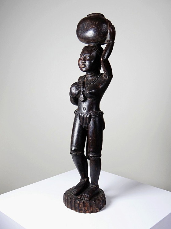 Image 1 of Statuetta africana vintage in legno intagliato, Africa occidentale, XX secolo