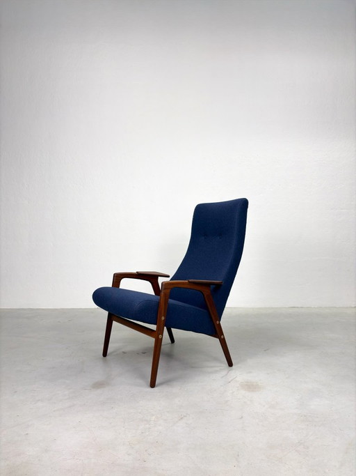 Pastoe 'Ruster' Armchair by Yngve Ekström – fauteuils, Wood (photo 2 of 17)