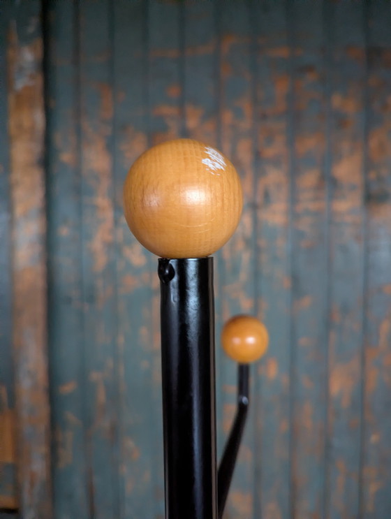 Image 1 of Appendiabiti vintage - metallo/faggio