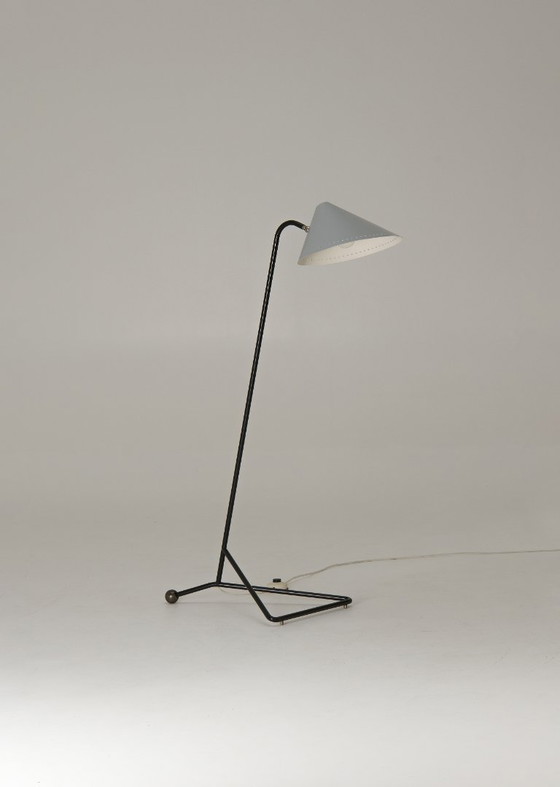 Image 1 of Eine seltene Stehlampe aus der Mitte des 20. Jahrhunderts aus dem Jahr 1955 – H.Th.J.A. Busquet für Hala Zeist