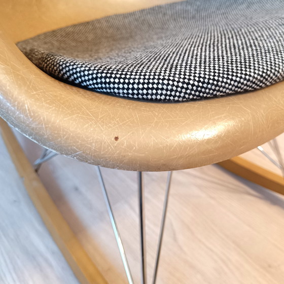 Image 1 of Mid century RAR fiberglass rocking chair by Eames – Vitra