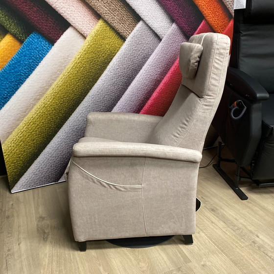 Image 1 of Fitform 580 ELEVO - 3 motores - función de pie