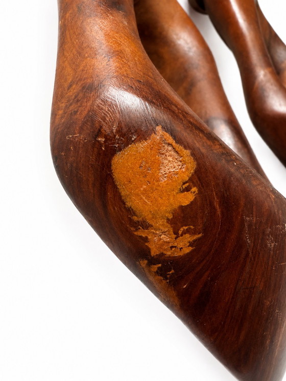 Image 1 of Excepcional par de esculturas biomórficas de madera maciza de mediados de siglo, firmadas y numeradas.