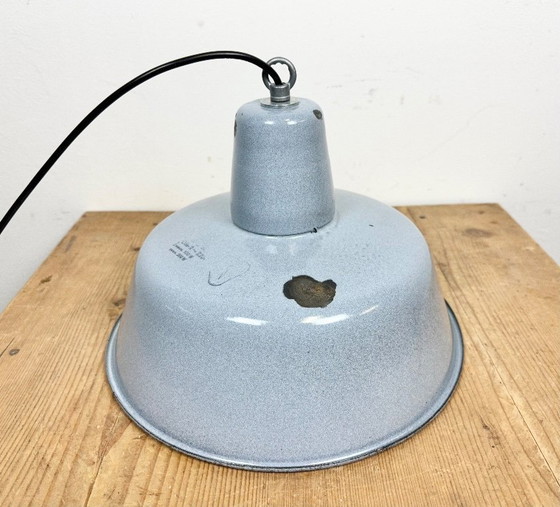 Image 1 of Industrielle, graue Emaille-Hängeleuchte aus den 1960er Jahren