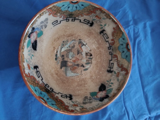 Vintage Schaal met Japanse motieven en stijl