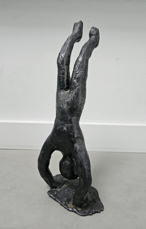 Beeld Brons(legering) "Handstand"