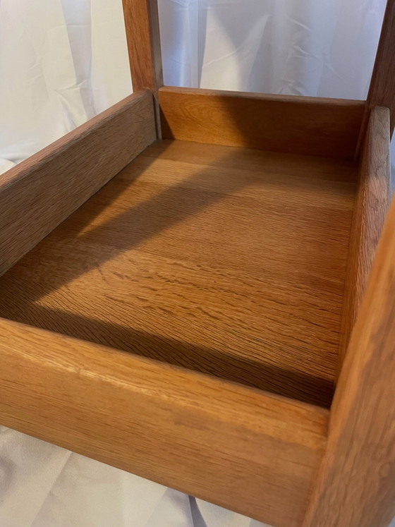 Vintage solid oak side table – restored – Wood (photo 4 of 7)