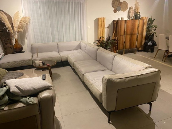 Image 1 of Hoeksalon Camerich