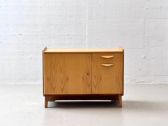 Muebles TV Mid-Century de František Jirák para Tatra nábytok, años 60 – Wood (photo 2 of 15)