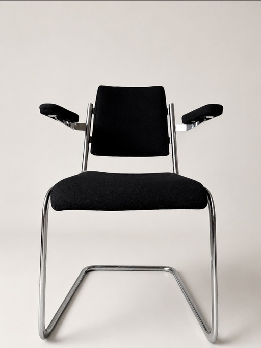 8 vintage Tecta buisframe stoelen – Bauhaus / Jean Prouve