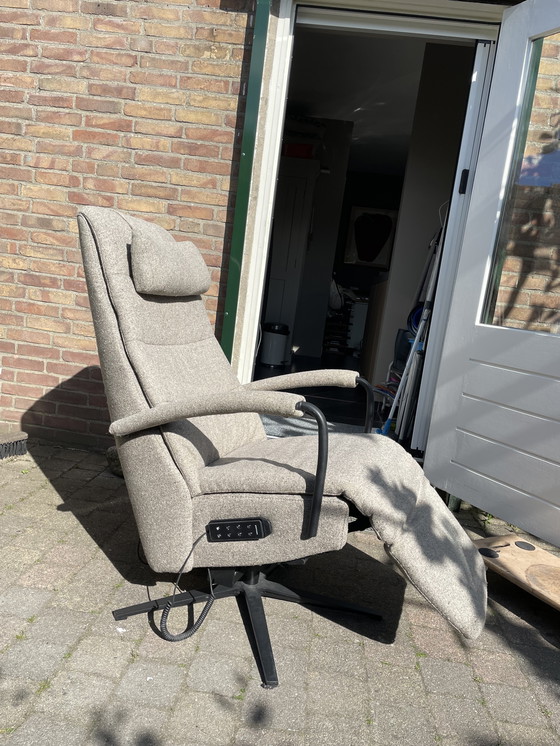 Image 1 of Prominent Sta Op Stoel