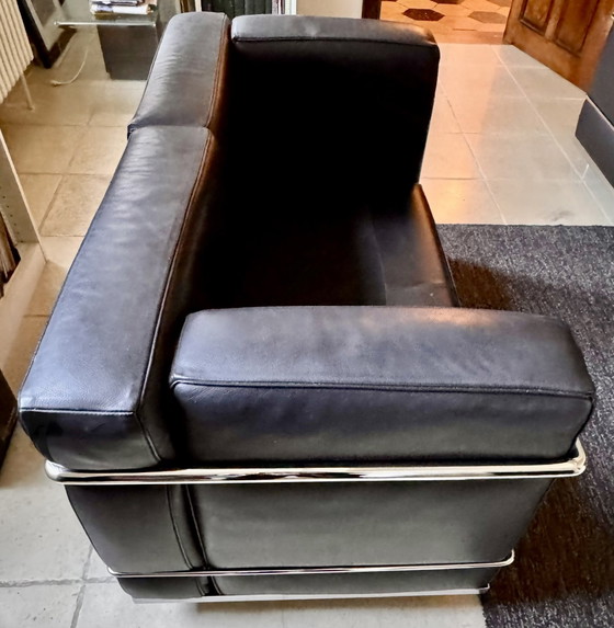 Image 1 of Divano a due posti, Le Corbusier in pelle nera (edizione Cassina), primi anni 2000