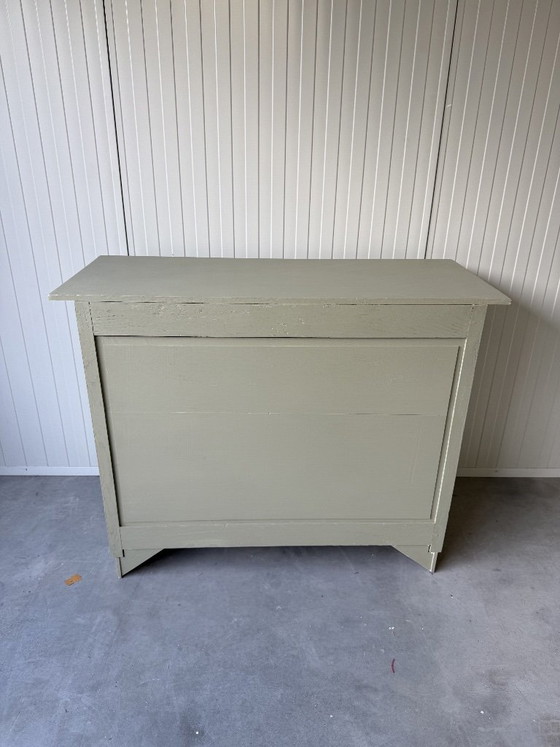 Vintage Chest of Drawers/Sideboard in sage green – Wood (photo 6 of 7)