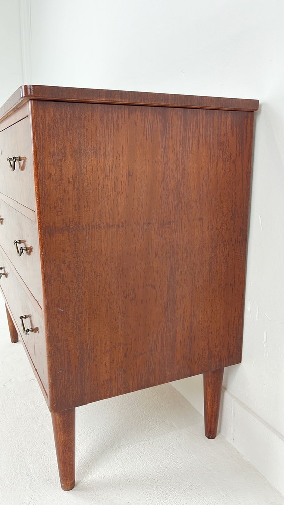 Image 1 of Zweeds vintage ladekast 