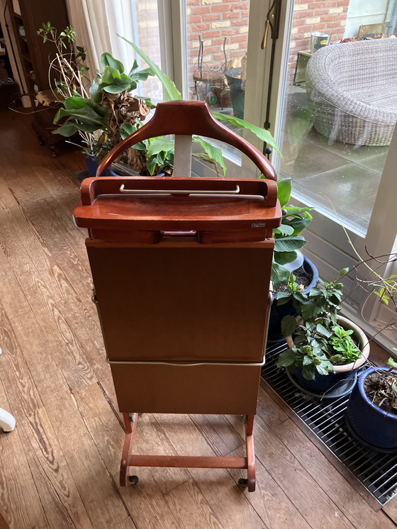 Image 1 of Dressboy/kledingknecht uit 1950-1960 de Fratelli Reguitti