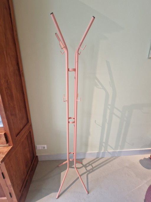Standing Coat Stand Spinder Design Peach