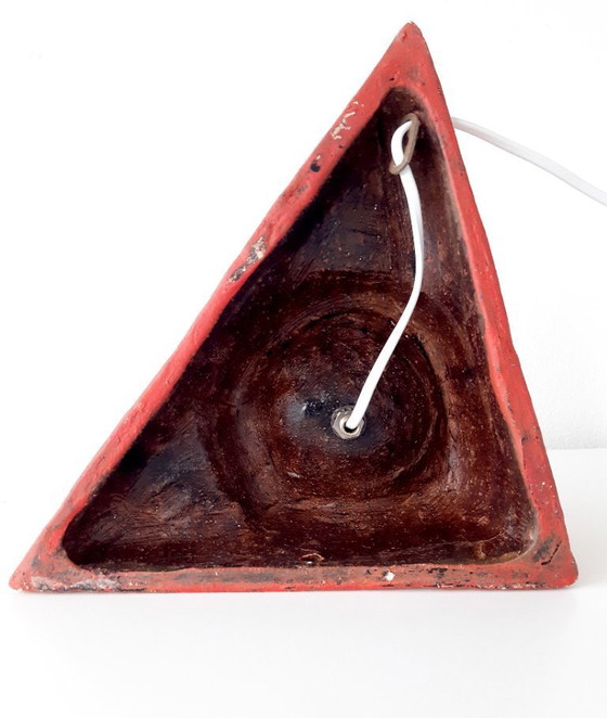 Image 1 of Keramieken vintage wandlamp met glazen bol, chamotte klei, brutalist wandlamp, oranje aardewerken mcm lamp