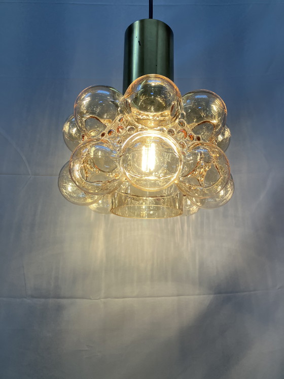 Image 1 of Lampada a sospensione a bolle Helena Tynell color ambra, di Limburg Glashütte