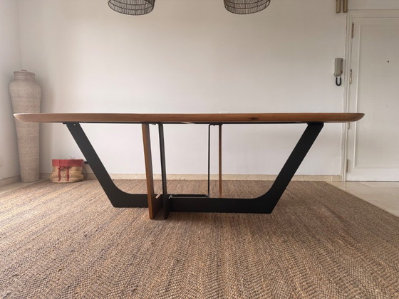 Image 1 of Table de salle à manger design avec 6 chaises en cuir