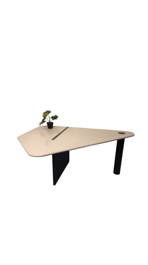 Design Table Louk Straver, Model TK 'The Kite'
