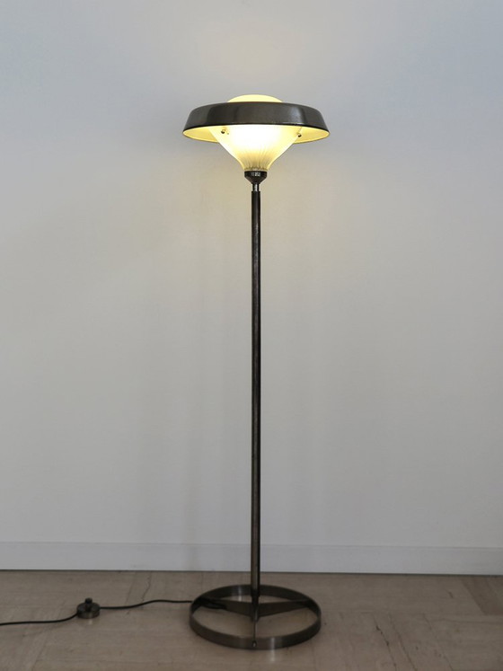 Lampada da terra modello Ro di BBPR per Artemide, 1963, Lampade da terra (foto 4 di 16)